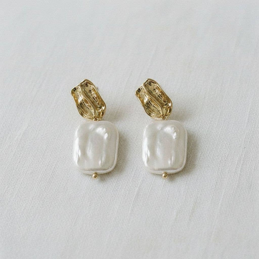 Timeless Freshwater Pearl Earrings