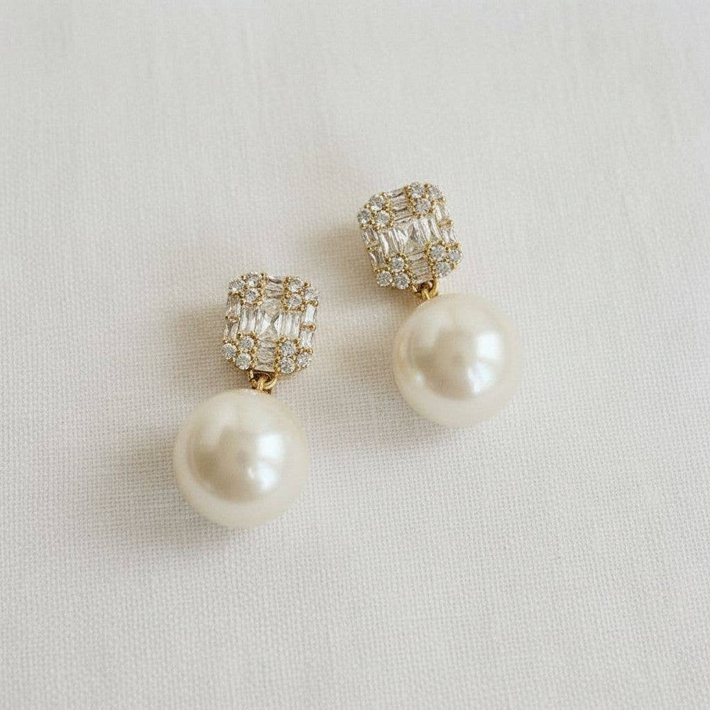 Vintage Pearl Drop Earrings