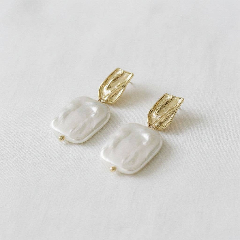 Timeless Freshwater Pearl Earrings
