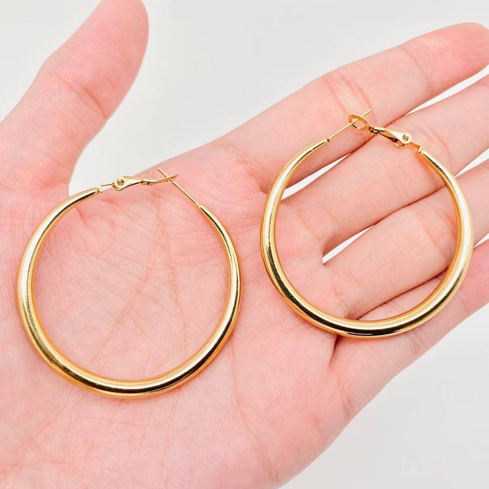 Hollow Gold Hoop Earrings